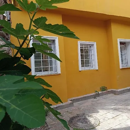 Tag Hotel